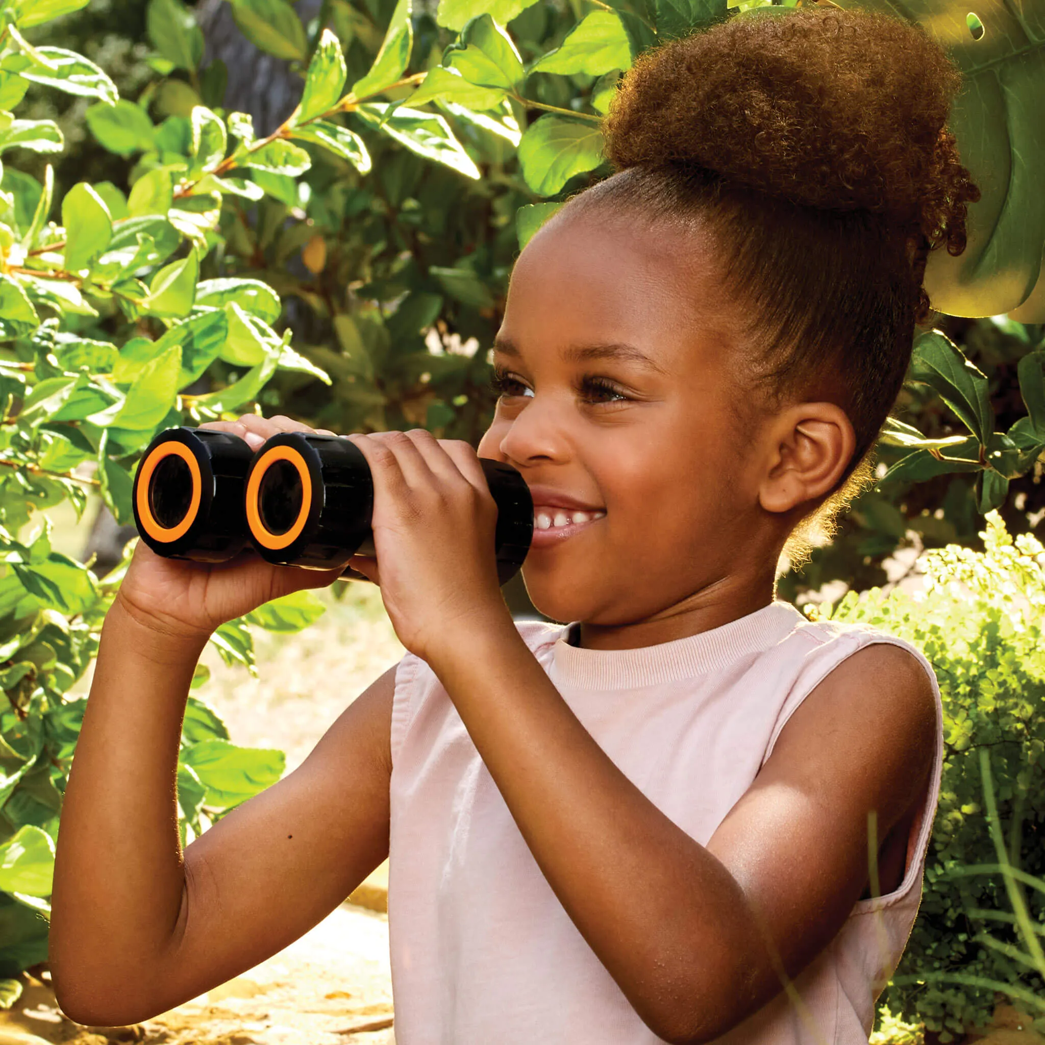 Big Adventures™ Binocular Searching Safari SUV