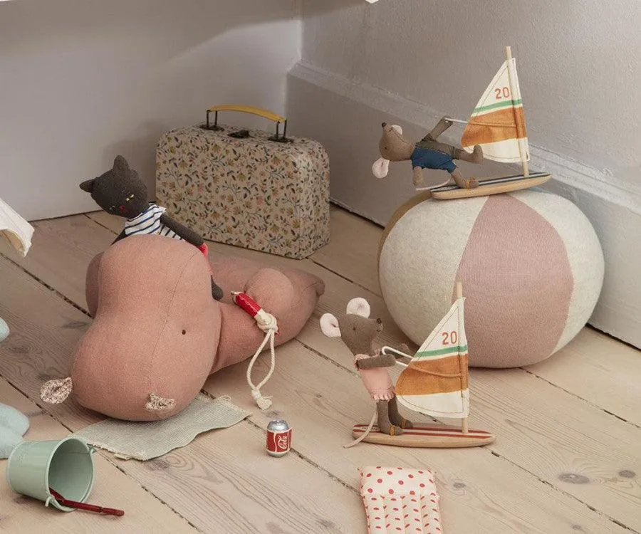 Dolls | Surfer Little Brother Mouse | Maileg